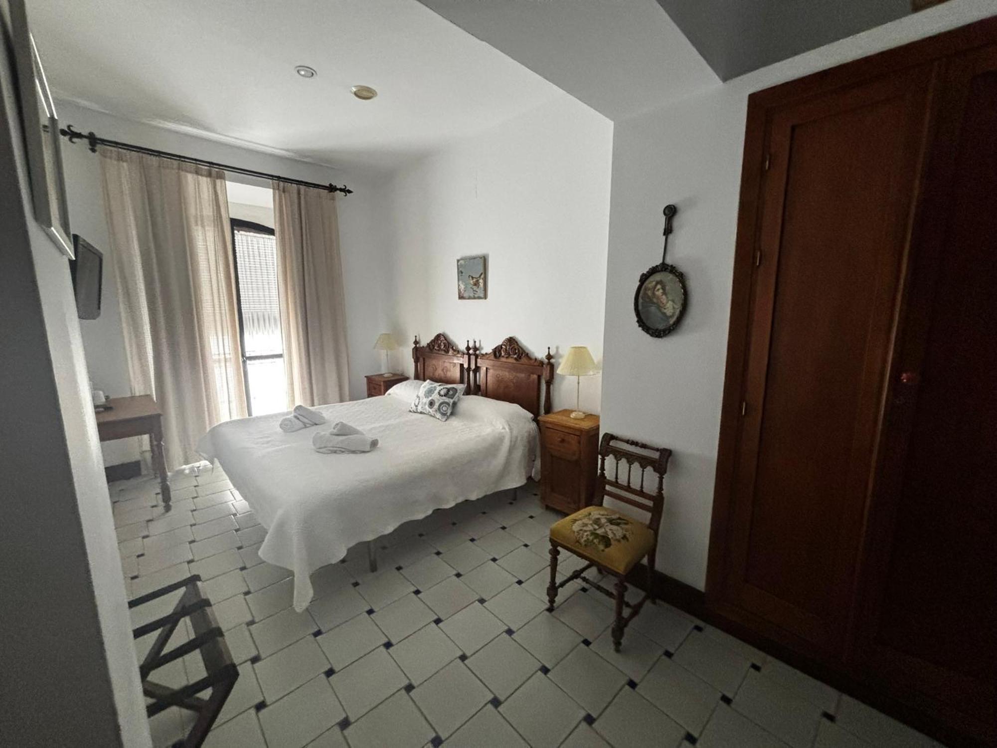 Hotel Entreolivos Ел Педросо Екстериор снимка