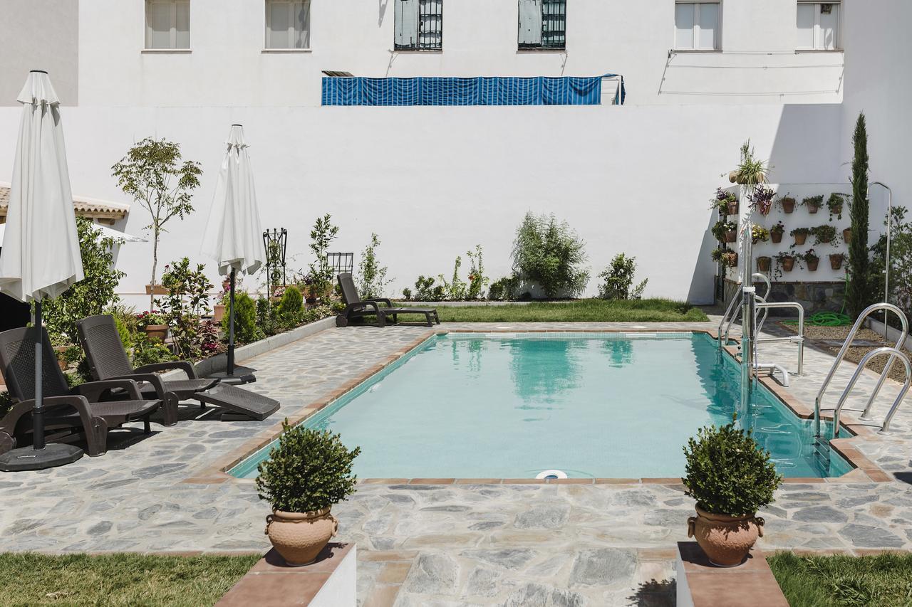 Hotel Entreolivos Ел Педросо Екстериор снимка